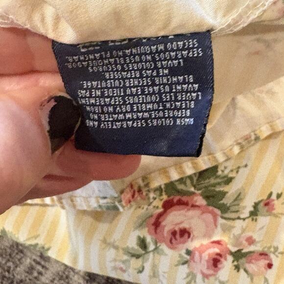 2 Vintage RALPH LAUREN Sophie Brooke Yellow Stripe Ruffled Standard Pillowcases - Picture 12 of 13